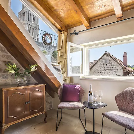 Bella Notte Di krevet i doručak 4*