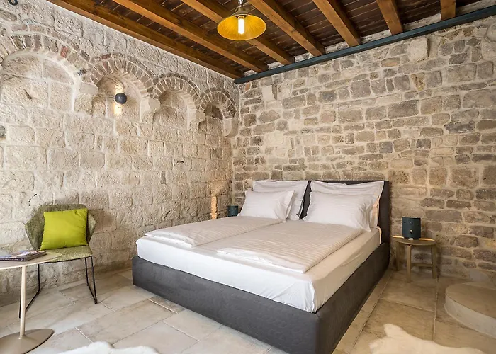 Bella Notte Di Bed and Breakfast Σπλιτ